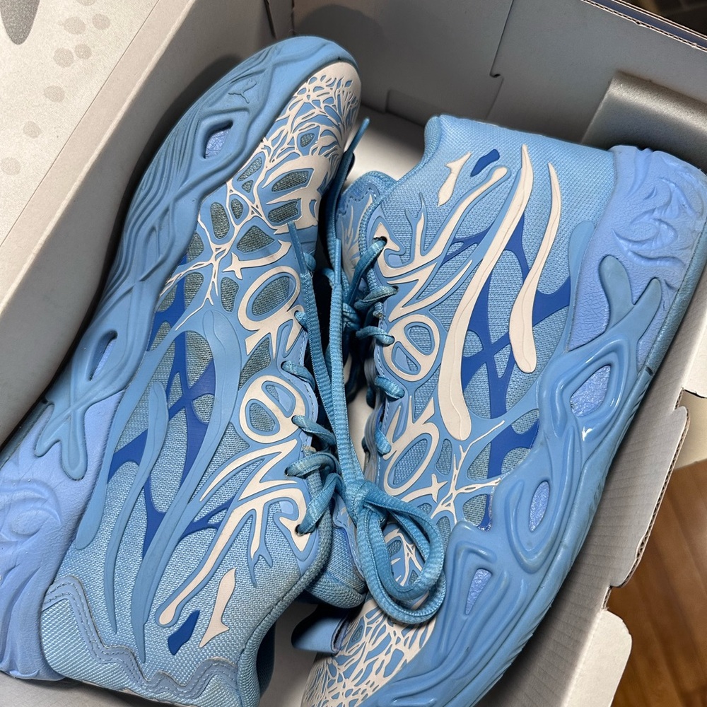 PUMA x LAMELO BALL MB.04 LaFrancé Big Kids Size 7 - Picture 11 of 12